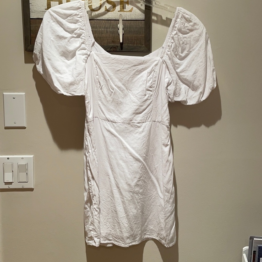 White Linen Puff Sleeve Dress